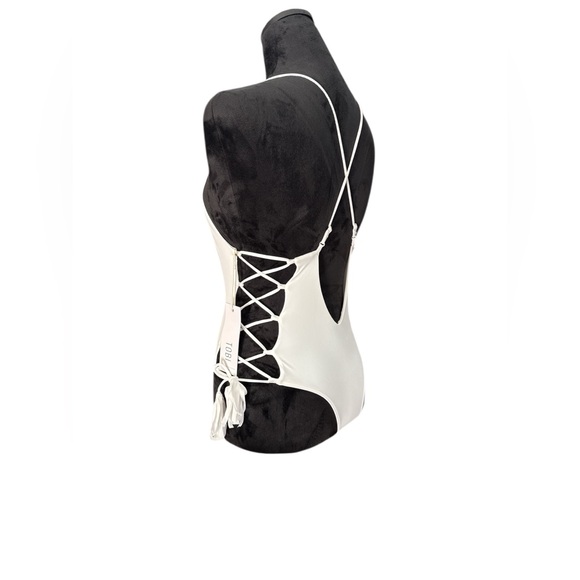 Tobi White Embroidered Floral One Piece Swimsuit XS Deep V Plunge, Lace-Up Sides - Picture 5 of 16